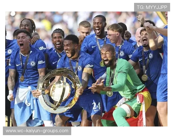 孔帕尼力克世俱杯冠军，豪取6连胜！32岁神锋梅开二度，孔帕尼什么水平